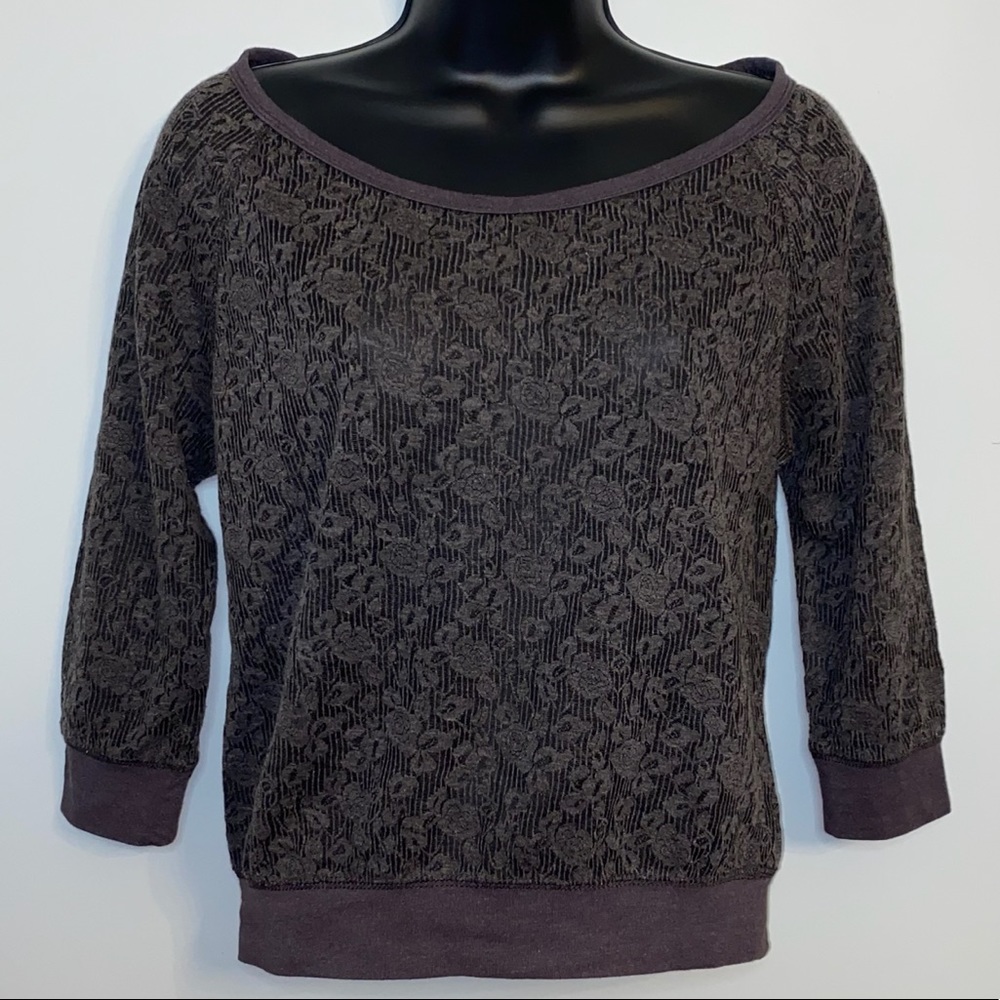 Wet Seal Flower Lace Shirt Size XS